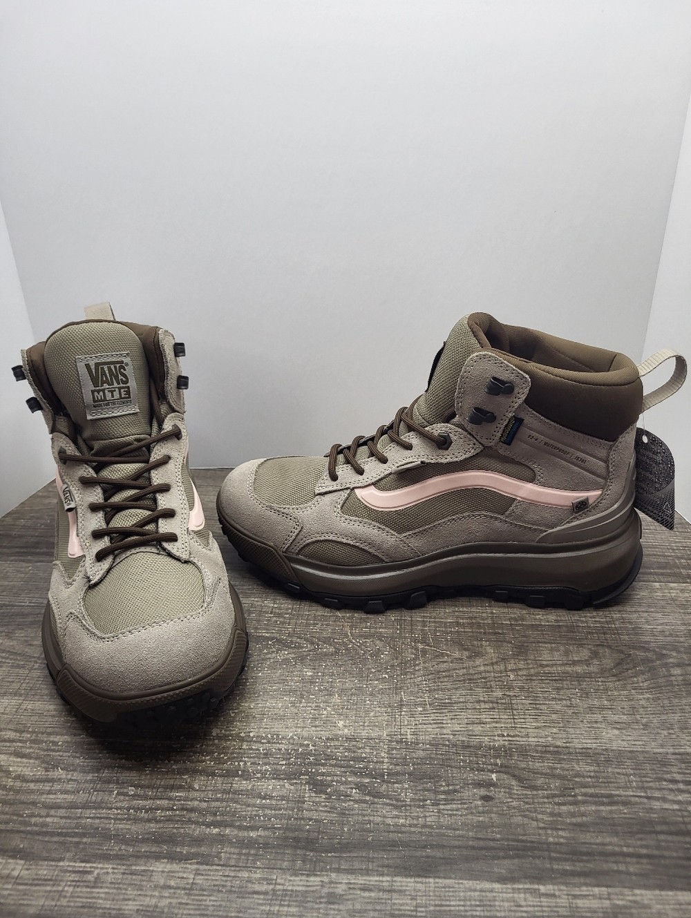 VANS Crestline Waterproof MTE Hiking Boots Men 8.5 Wm 10 Waterproof Brown New